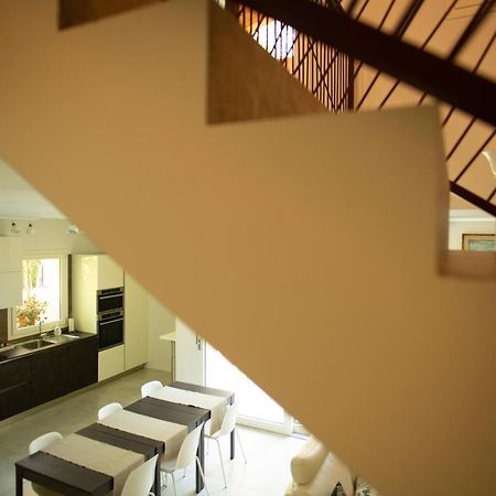 Ca' Ottantanove Villa เมสเตร ภายนอก รูปภาพ